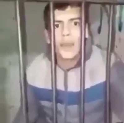 Bodruma kapattığım Suriyeli kafayı yedi aq.Ne yapmam lazım salmakta istemiyom