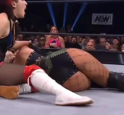 Toni Storm
