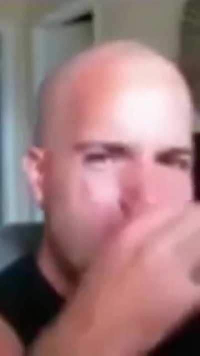 Wow u smell