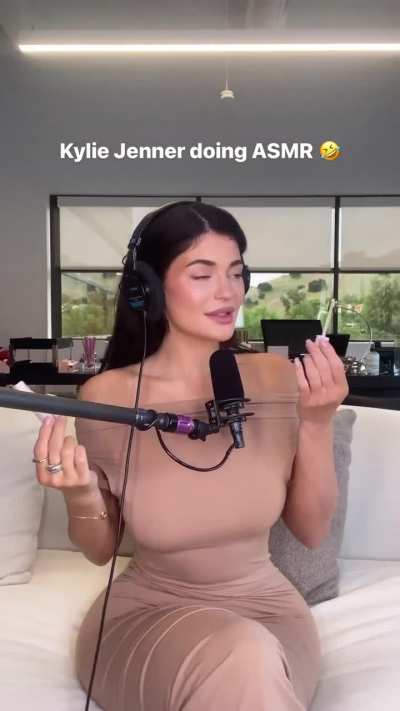 Kylie ASMR 