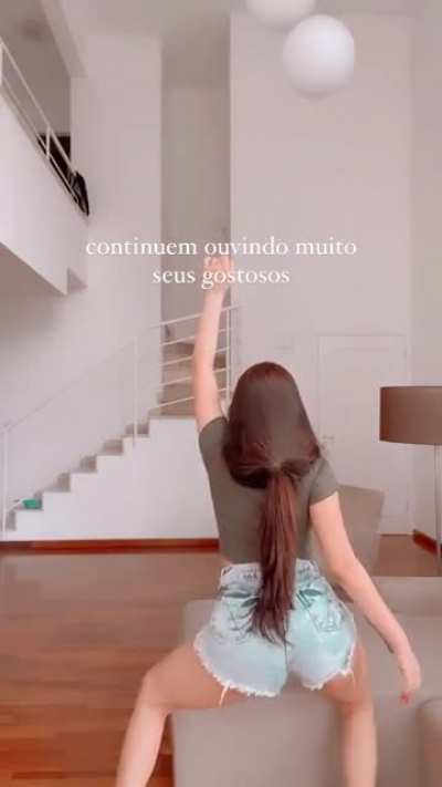 Tain&aacute; Costa