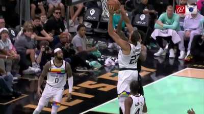 [Highlight] Nick Richards gets the block on Gobert, Rozier lobs it up to Kai Jones for the dunk on the other end