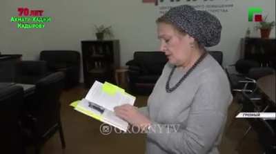 Ахмат - сила! Отныне в Чечне учащиеся 9-11 классов будут в обязательном порядке изучать книгу об Ахмате Кадырове. Учебное пособие &laquo;Путь, озаренный светом&raquo;, в котором изложена идеология отца нынешнего главы Чечни, составил глава одного из управлений МВД ре