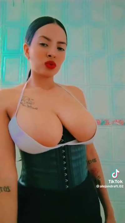 @alejandraft.02