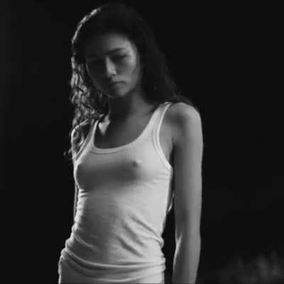 Zendaya must be cold