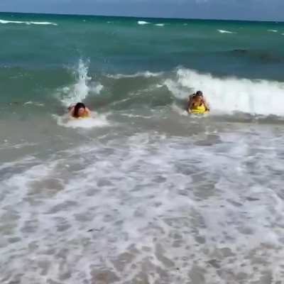 🏄🏄