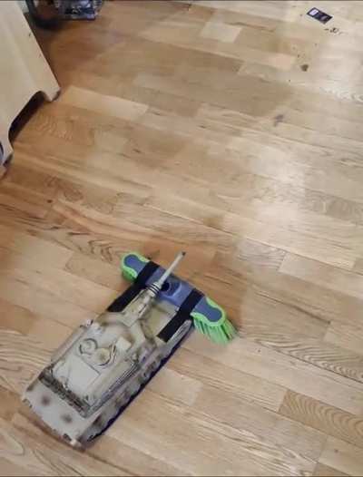 Walked in on my Fianc&eacute; "cleaning"