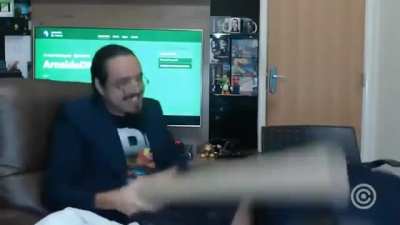 T&aacute; maluco? ( v&iacute;deo retirado do canal Central )