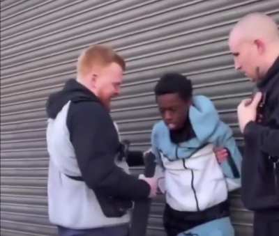 What people are carrying in London 