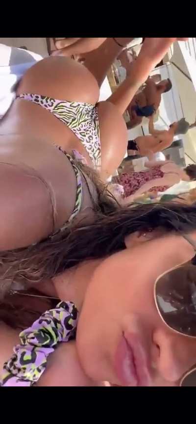 😵&zwj;💫🍑