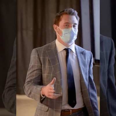 Use this gif at your own risk 🔫
