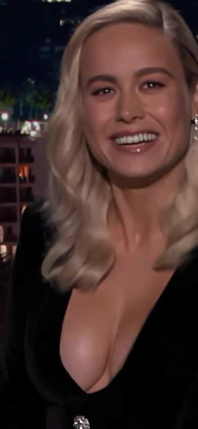 Brie Larson Boobs Jiggle