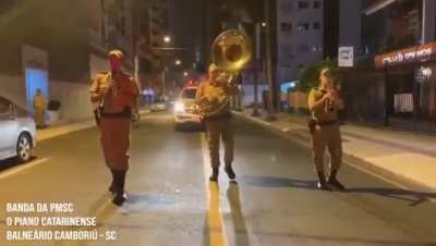 Brazilian Police Band playing "Stand by Me" in the streets to cheer up the population in isolation