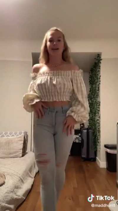 Madd Huntt in Jeans