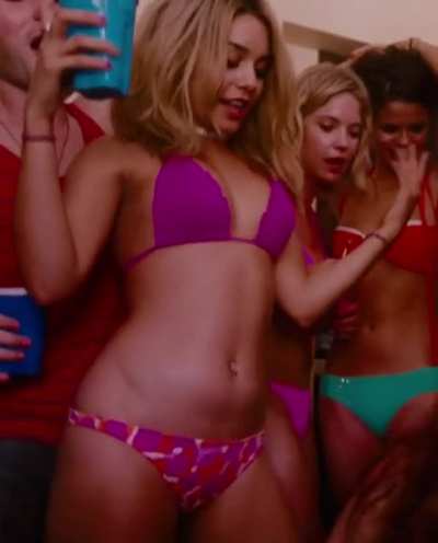 Vanessa Hudgens [Spring Breakers]