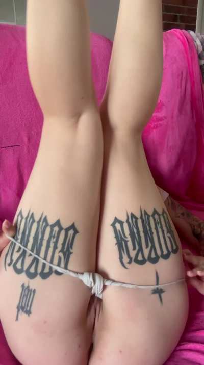 Slutty redhead babe want to play