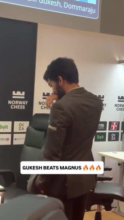 Magnus Carlsen  reaction after loosing chess match