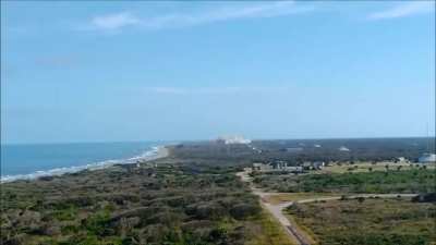 spaceX rockets returning to earth with double sonic booms