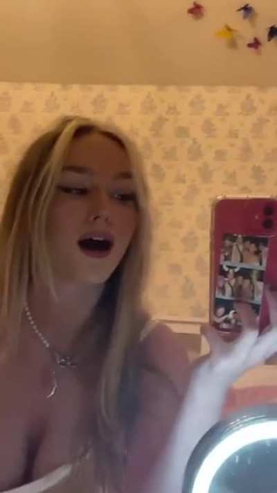 Who doesn&rsquo;t love big tits on a sexy girl