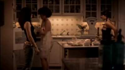 Baking cookies in "Babysitting Without A Net"