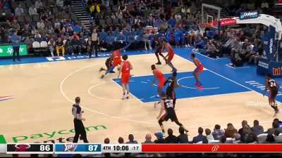 Tyler Herro "SIT DOWN"