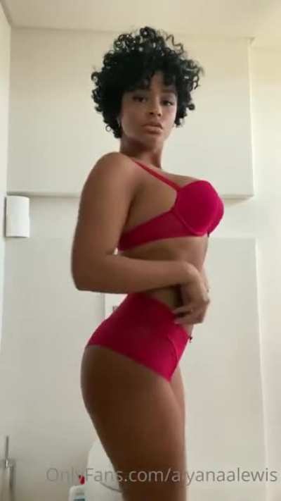Ppl Saying She Getting Fat I don&rsquo;t see it 👀.