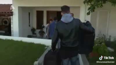 &Omicron;&iota;&kappa;&omicron;&gamma;&epsilon;&nu;&epsilon;&iota;&alpha;&kappa;έ&sigmaf; &iota;&sigma;&tau;&omicron;&rho;ί&epsilon;&sigmaf;