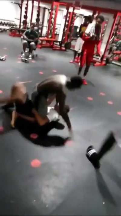 If I got my ass beat like dis I&rsquo;m moving out the state n I&rsquo;m changing my name 😭😭
