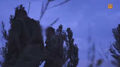 Ukrainian Commander-in-Chief Valerii Zaluzhnyi shares the first video of the M270 MLRS at work on the front. Video is 2m26 long. (1st post more details).