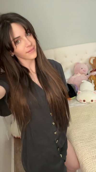 Do you love when trans girls have natural body? 😅