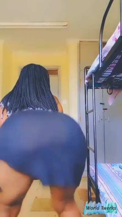 🤤