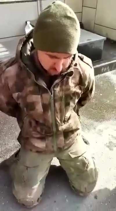 In Kharkiv, a large group of Russian soldiers surrendered. &ldquo;We did not want to go to war against Ukraine, we were demoralized, but the command said that if we retreated, we could be shot for not following the order&rdquo;