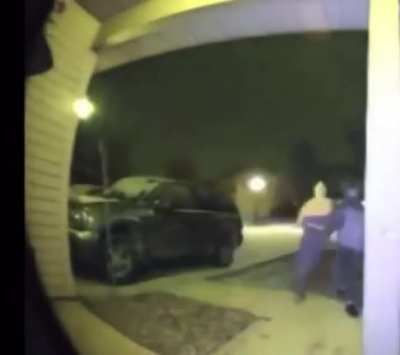 Robber shot himself in the leg