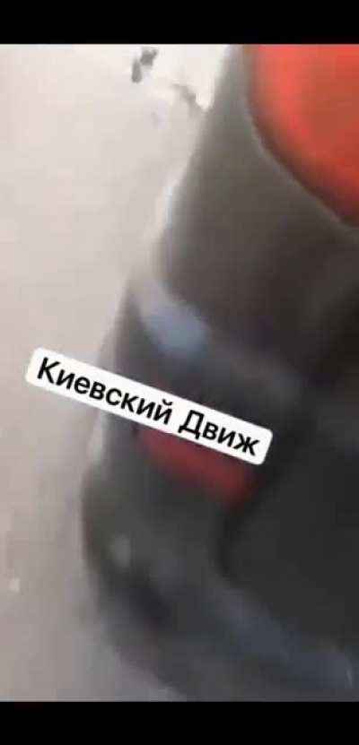 父亲在儿子面前被俄军射杀，儿子随后被杀。Ivankiv Ukraine