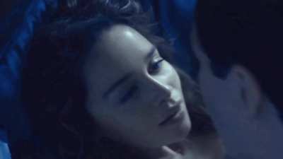 Emilia Clarke in heat as she wants you to breed her.