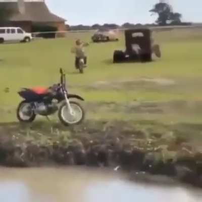 SquarePosting - Video #1133