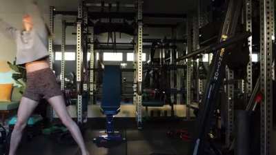 Captain Cocktease Brie Larson is back at it again for the new year. This time, she's asking to get fucked in her new home gym.