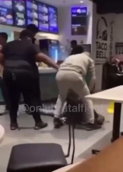 Fast food worker had enough of the customer&rsquo;s attitude