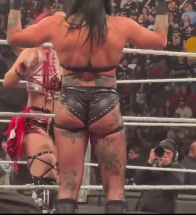 Rhea Doing Iyo Sky&rsquo;s Taunt
