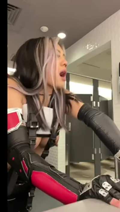anyone know who she is or full video