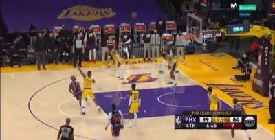 Chris Paul puts &lsquo;em to sleep. Goodnight LA. 😴