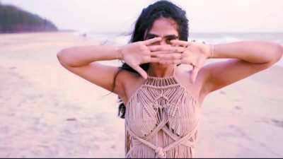 Deepti Sati showing off her raw, musky pits - HD Edit