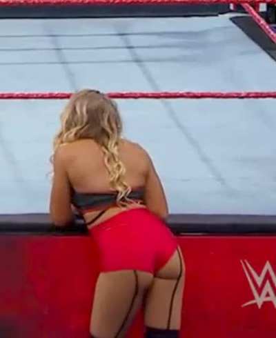 Lacey Evans
