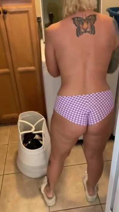 AJ