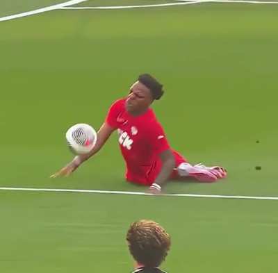 Ishowspeed football fun moments 😄😅