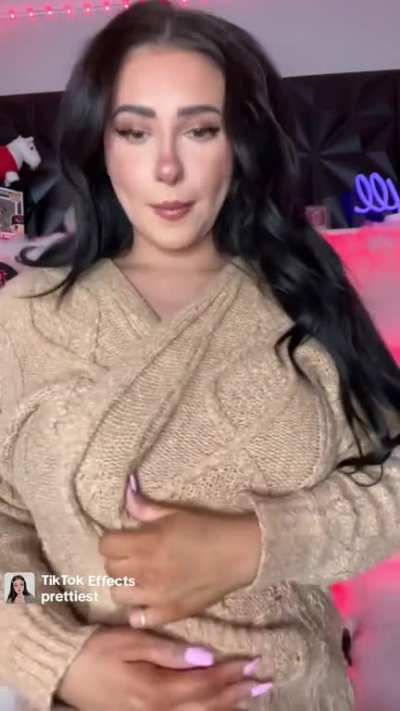 @silverfoxxx42
