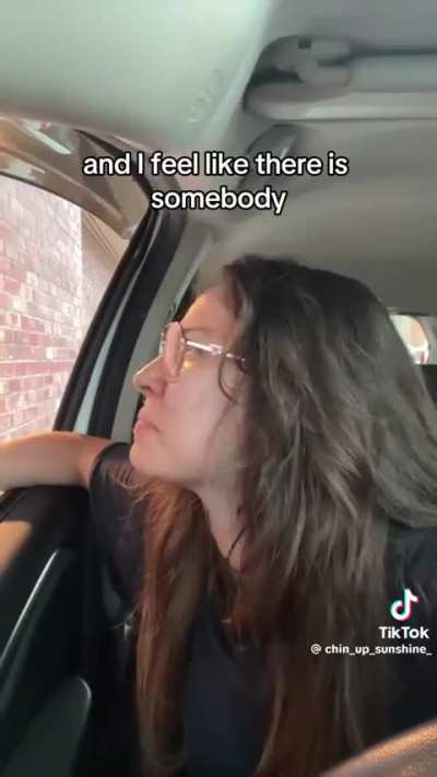 PLEASE READ DESCRIPTION FROM THE VIDEO SHARED: woman is using murdered &ldquo;husband&rdquo; for clout. [allegedly] pt1. // TikTok: @chin_up_sunshine_