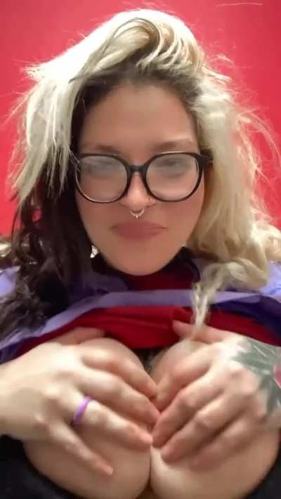 Just some work breakroom titties for your viewing pleasure. I almost got caught!!😯