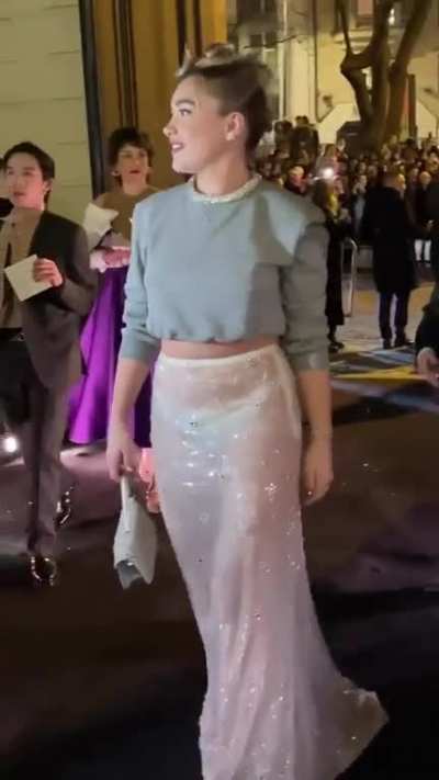Florence Pugh 🍑