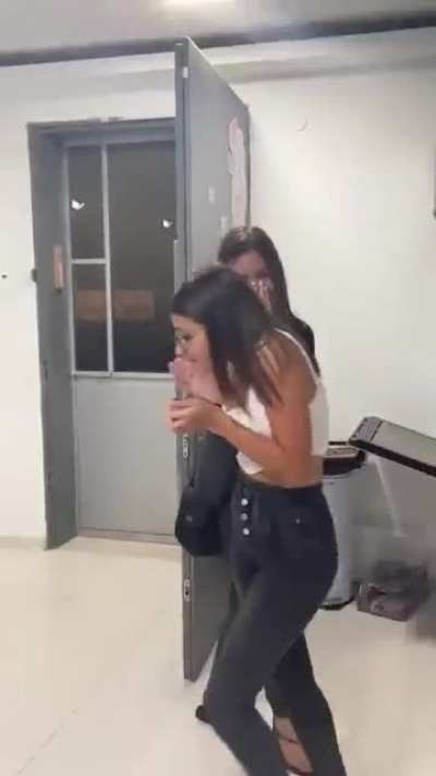 to laugh normally